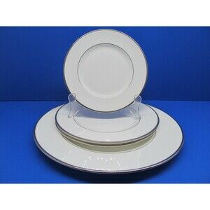 Royal Doulton Signet Dinner Salad and Bread Plate